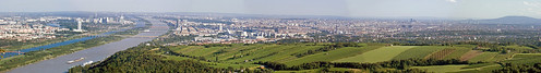 wien panorama geotagged österreich view aussicht donau aut leopoldsberg geo:lat=4827755238 geo:lon=1634703398