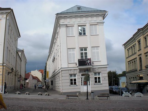 Tartu Art Museum - Pisa Tower of Tartu