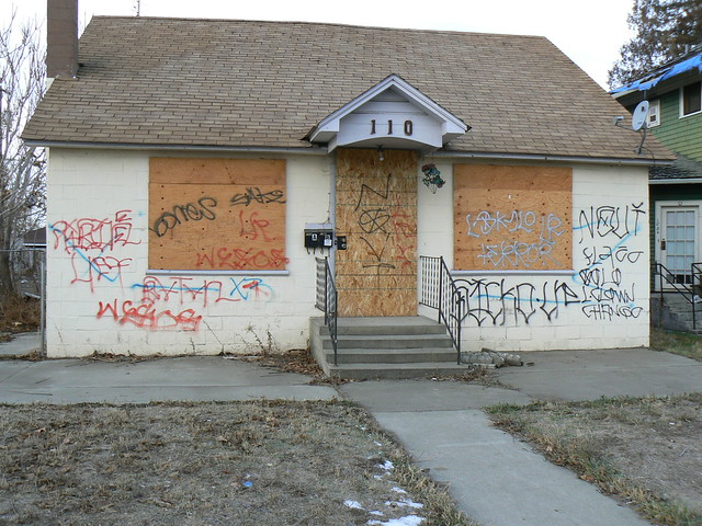 NORTENOS | Nortenos graffiti on abandoned house in East Yaki… | Flickr ... Nortenos Graffiti