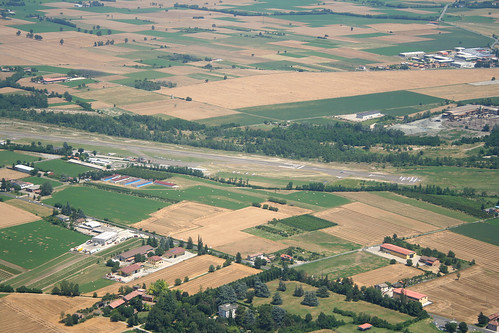 above travel sky italy panorama green nature river airplane landscape flying high airport view earth top aviation aerial fromabove agriculture lombardia gliders cessna skyview lombardy pavia birdeye aeronautic pavese voghera oltrepò staffora rivanazzano oltrepòpavese splendidoltrepò lilh