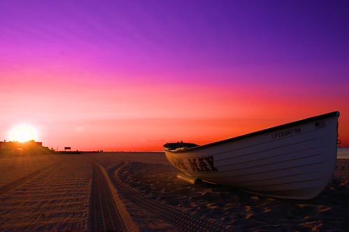 ocean red sky orange seascape beach lines sunrise boat newjersey sand purple horizon tracks nj lifeboat photowalk capemay beachave tiretrack sigma50mm pime nikond60