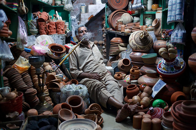 Pottery seller - Lahore, Pakistan