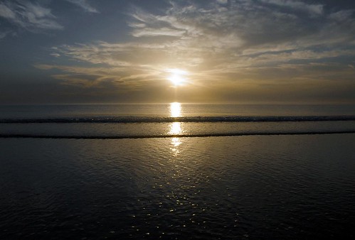ocean seascape beach water clouds sunrise landscape golden surf tides