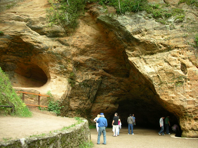 Gutmana cave