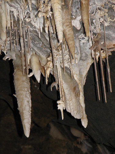 california rock underground 49 mammoth cave caverns stalactites sanandreas motherlode speleothem helictite sodastraw rockform
