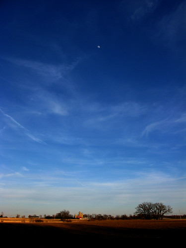 blue sky moon field wisconsin looking view bright farm scene east southeastern g9