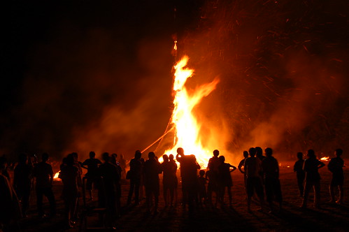 石川県能登 向田の火祭り 日本の祭り 向田の火祭