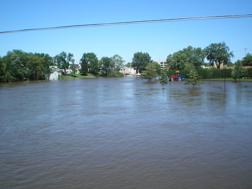 water wisconsin river flooding flood fortatkinson 2008 08 rockriver