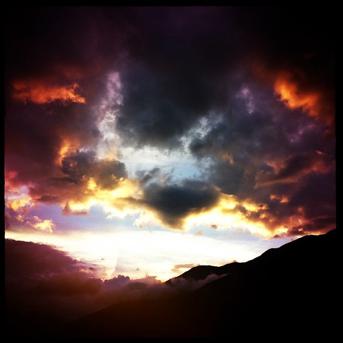light sunset sky cloud mountain alps piemonte oulx hipstamatic lucifervilens blankonoirfilm