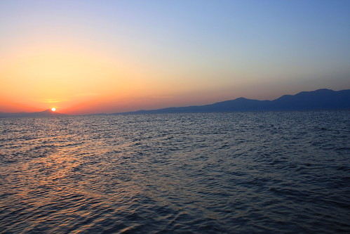 sunset sea greece aegeansea calamos absolutelystunningscapes