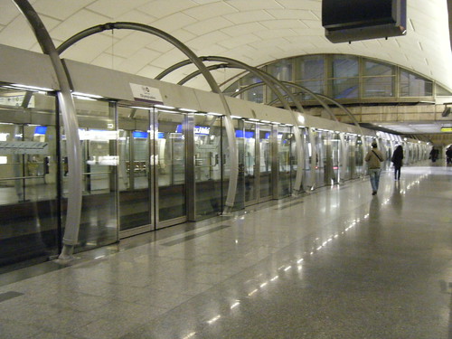 Paris metro, Line 14, Saint-Lazare Station
