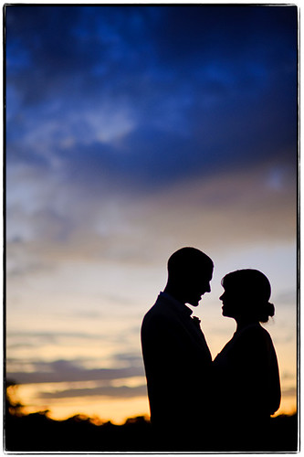 wedding sunset portrait love silhouette groom bride twilight nikon december miami 2008 flordia redfishgrill d700