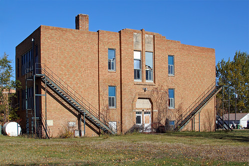 school abandoned architecture northdakota dilapidated argusville