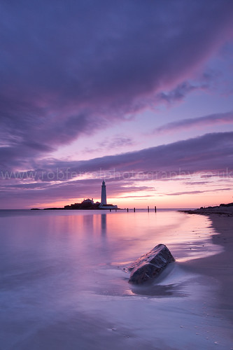 sea lighthouse colour beach st rock sunrise newcastle dawn see bay coast sand rocks mary north northumberland coastal stmarys whitley robferrol maryscoast