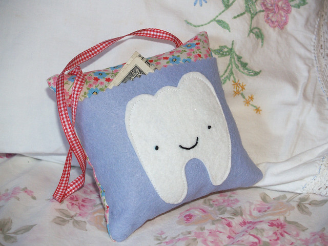 Ravelry: Tooth Fairy Pillow pattern by MyFairKatie