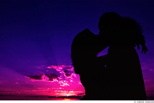 pink sunset sun colors nova cores geotagged pessoas kiss colours purple ninho pentax d amor beijo rosa junior omar ist casal cor pentaxistd petropolis markos isy degrade novapetropolis aguias ninhodasaguias markisy geo:lat=29383042 geo:lon=51119235
