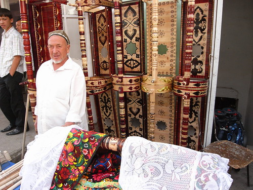 shop market uzbekistan shopkeeper swaddling namangan uzbekbest uzbekbabycradle