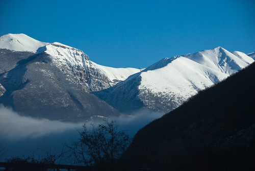 autumn italy mountain snow geotagged italia december skiing valley neve 2008 autunno dicembre montagna abruzzo sevice sciare teve campofelice velino vallone geo:lat=421736989601733 geo:lon=132799797541477