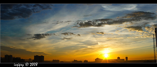 city roof summer sky panorama cloud sun sunrise canon landscape 50mm freedom russia moscow lightroom панорама москва небо город россия солнце пейзаж лето облака крыша рассвет свобода 400d icqipsy