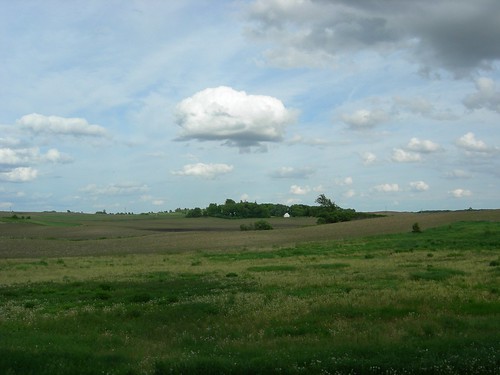 sky cloud field grass minnesota rural midwest country albertlea singlecloud southernminnesota