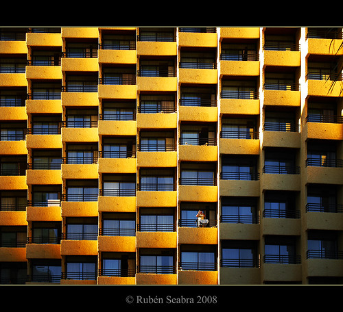 light españa architecture lomo spain arquitectura balcony balcon torremolinos atrium09 rubenseabra