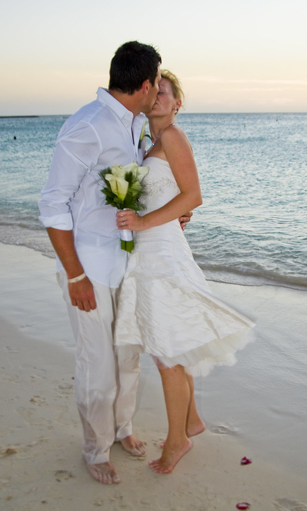Make Your Wedding Tropical – Perfect Places to Say Yes
