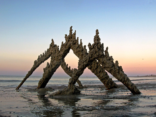 sunset sculpture castle beach sand massachusetts drip sandcastle sandsculpture ipswich cranebeach cranesbeach bostonist dripcastle universalhub dripsculpture