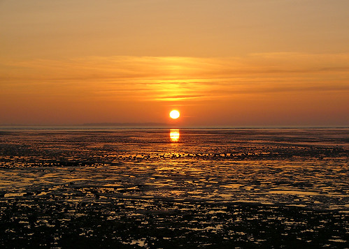 ocean sunset sun france reflection beds atlantic yves mussel larochelle charentemaritime poitoucharentes p1150065fk
