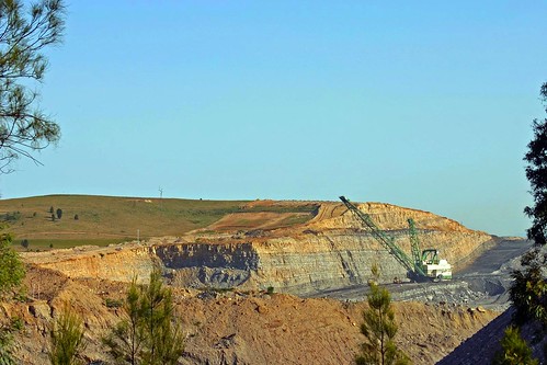 geotagged australia mining nsw coal huntervalley warkworth singleton bulga opencut iansand geo:lat=32631207 geo:lon=151071754