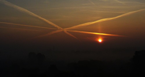 sky sun sunrise contrail poland polska chemtrail lublin
