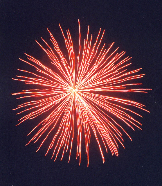 Epic Fireworks - 4 Inch Shell Break
