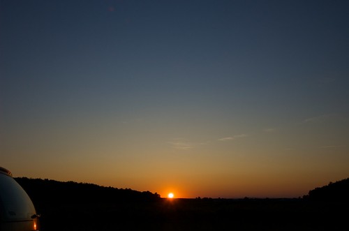 sunset canada silhouette time fromacar d40 québec imagetype nikond40 photospecs houdahgeo afsdxnikkor1685mmf3556gedvr afsdxvrzoomnikkor1685mmf3556ged