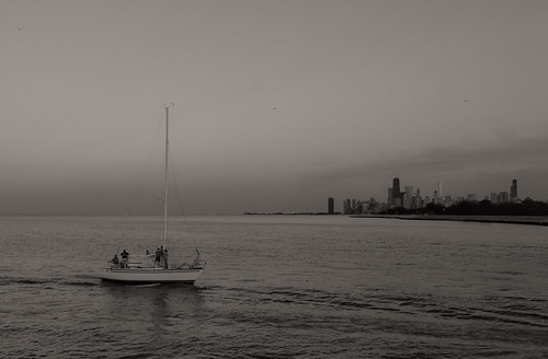 chicago skyline blackwhite nikon sailing lakemichigan banias d90
