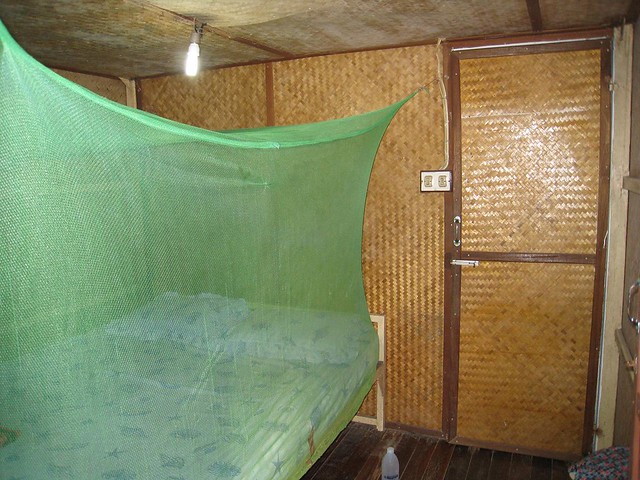 Mosquito netting on Koh Phi Phi (Thailand)