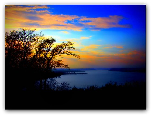 blue trees sunset sky clouds river mississippi 62