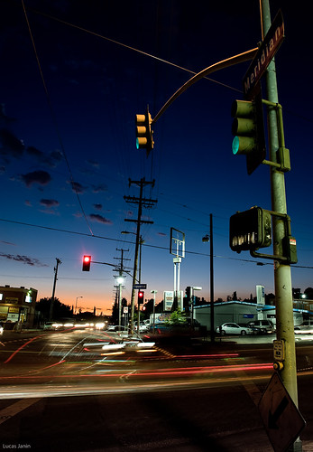 california street city longexposure blue light sunset red sky usa cloud color car night speed iso200 losangeles nikon ciel f80 nikkor ville lightroom 10sec 26mm nikond700 lucasjanin afsnikkor2470mmf28ged