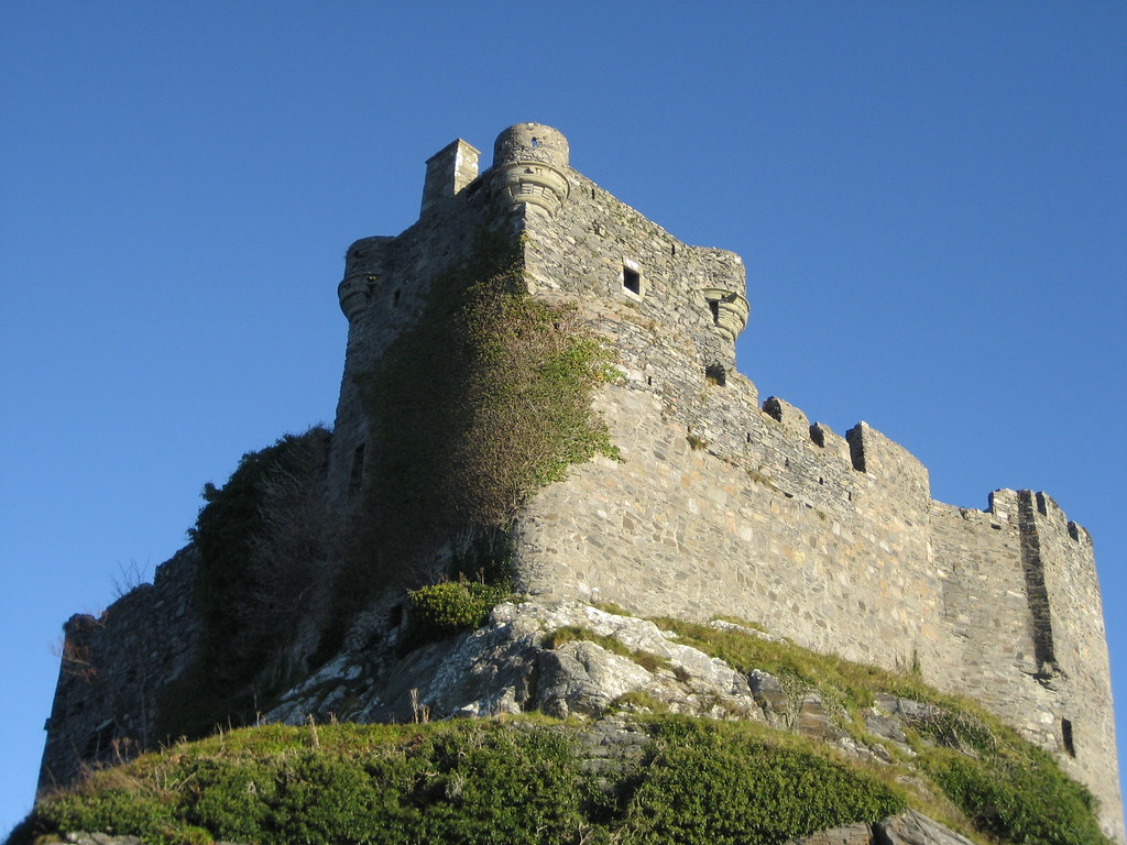 Castle Tioram - II