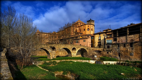 catedral catalonia medieval pont vic catalunya sant pere cataluña osona catalogne gòtic romànic sigma1020 bisbat sonya100 apòstol seracat neoclàssic