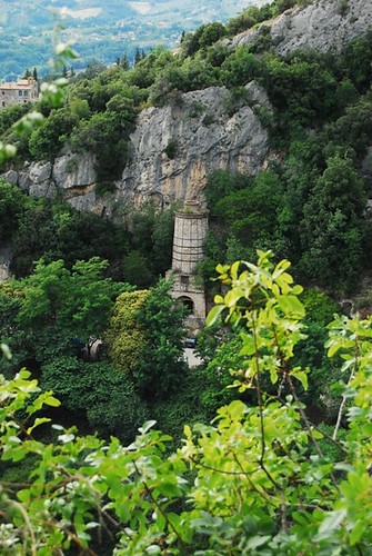 summer italy italian village bricks cliffs sabine brickoven poggiocatino hilltopvillage hillsideview