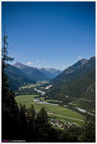 blue walking austria tirol scenery moutain hutte elbigenalp