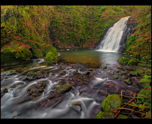 autumn geotagged waterfall northernireland zuiko hdr hdri photomatix glenoe 918mm geo:lat=54800153 geo:lon=5831831