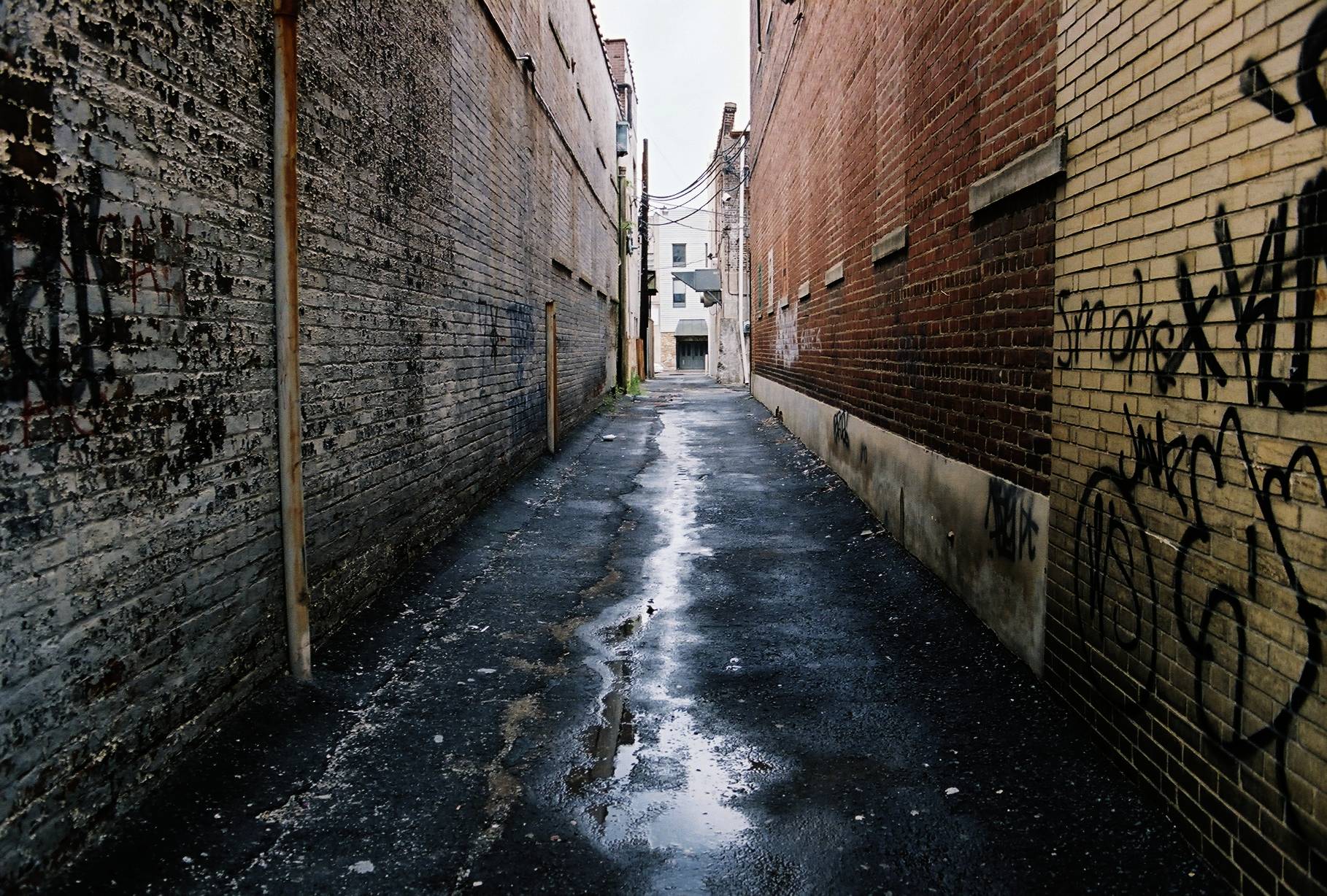Sketchy Alleyway | Flickr - Photo Sharing!