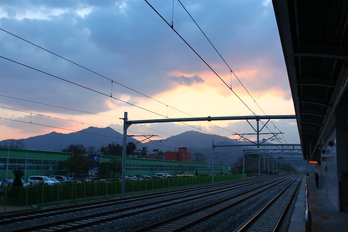 sunset station train subway asia korea southkorea 한국 대한민국 gyeonggido yangsu 경기도