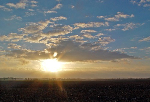 sunset sun clouds germany geotagged dawn fields pragsdorf geo:lat=53530972 geo:lon=13389394 fleshmeatdoll