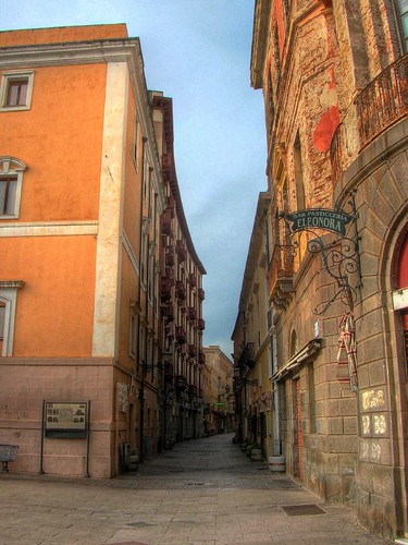sardegna street geotagged strada sardinia empty oristano vuota abigfave viadritta geo:lat=39903761 geo:lon=8591652