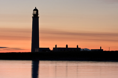 longexposure lighthouse seascape silhouette sunrise dawn coast northsea dunbar gloaming eastlothian gloam barnsness