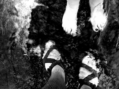 vacation feet water toes rapids chacos canonpowershotsd870is southconchoriver