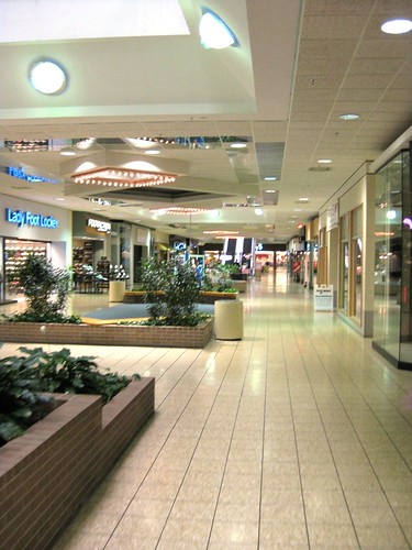 retail modern mall design decay mo kansascity missouri shoppingcenter decline metronorth suberbia suberb