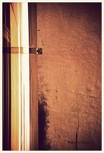 sunset color muro blanco home metal wall negro edificio minimal galicia reflejo contraste roberto puesta marron naranja pontevedra tarde vigo negros abstracta forma bicolor abstrac minimalista alarcon 18135 d80 robertoalarcon