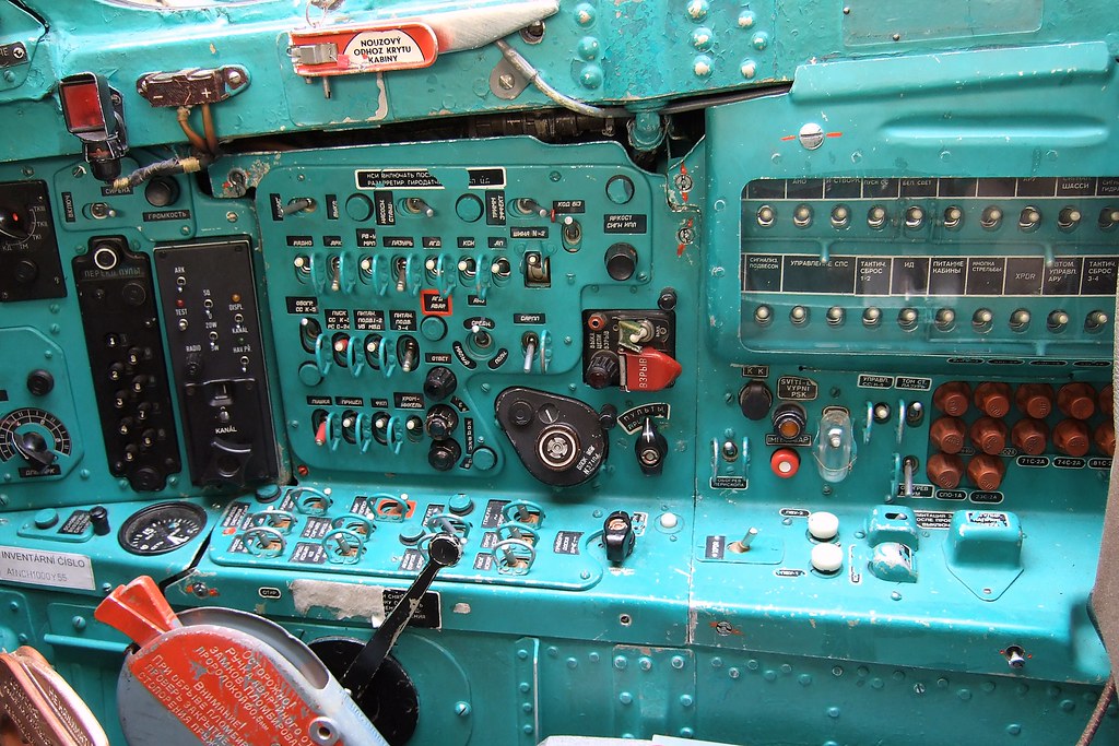 MiG-21MF Cockpit